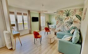 Spacieux T3 terrasse vue mer
